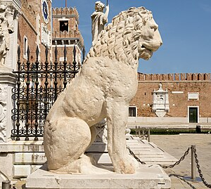 arsenale (venice) first ancient greek lion.jpg